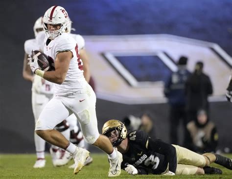 Stanford Cardinal sophomore making his defense-minded family proud on offense